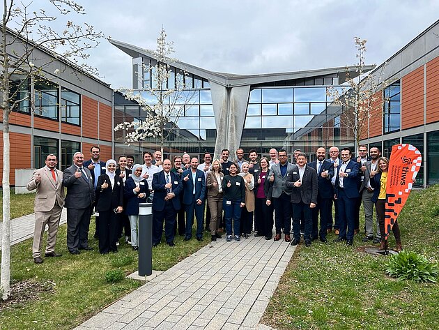 Group picture of the participants in the Green Hydrogen Hub in Schweinfurt.