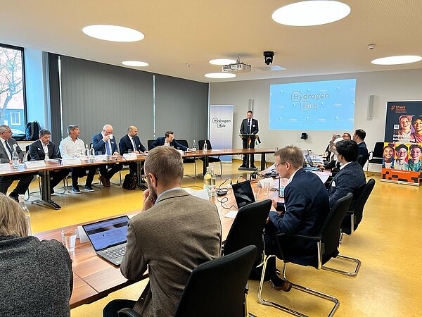 Presentation of the German-Jordanian Green Hydrogen Hub in Schweinfurt.